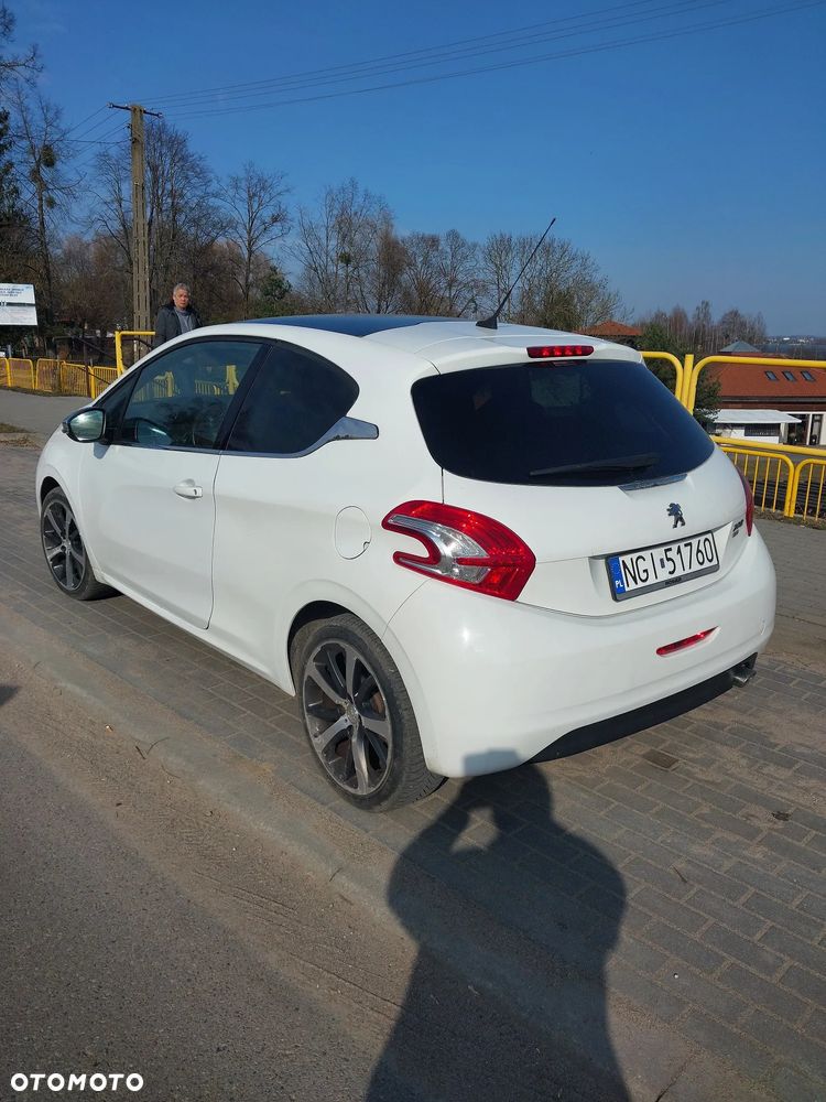 Peugeot 208 e-HDi 92 Stop&Start Active - 4