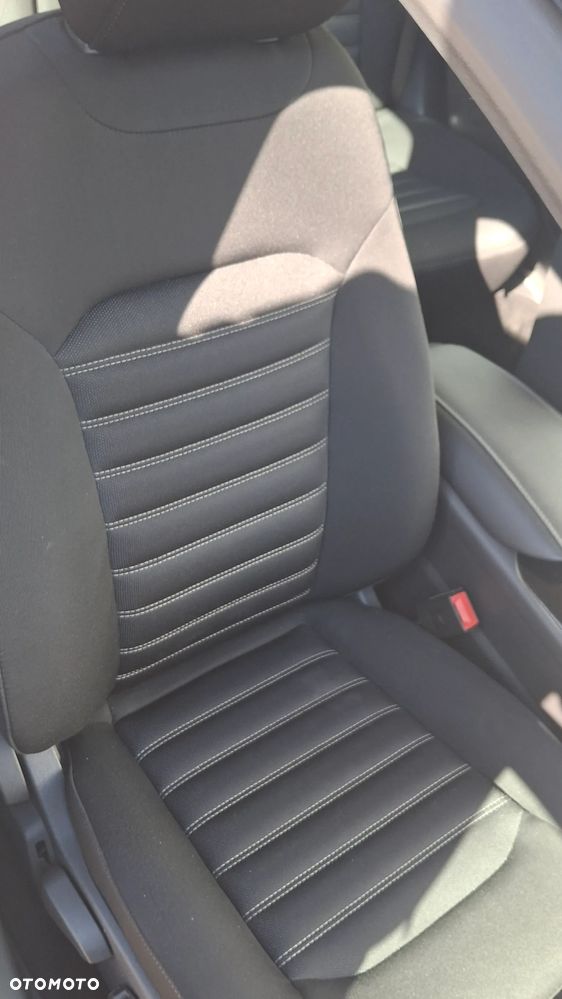 Ford Mondeo 2.0 TDCi Trend - 17