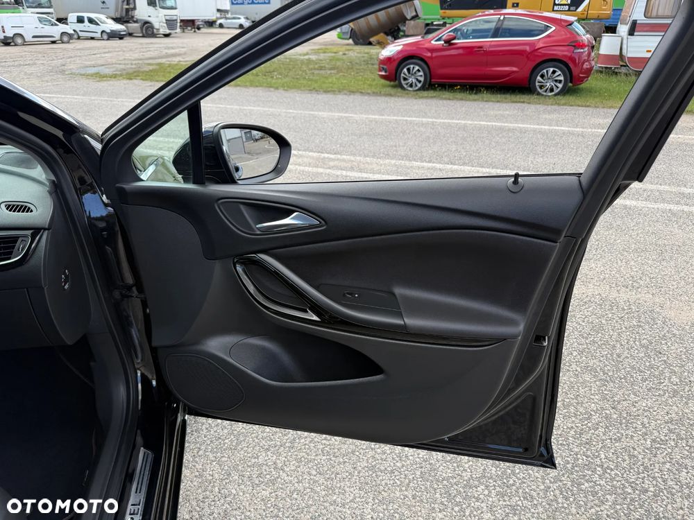 Opel Astra 1.4 Turbo Start/Stop Innovation - 27