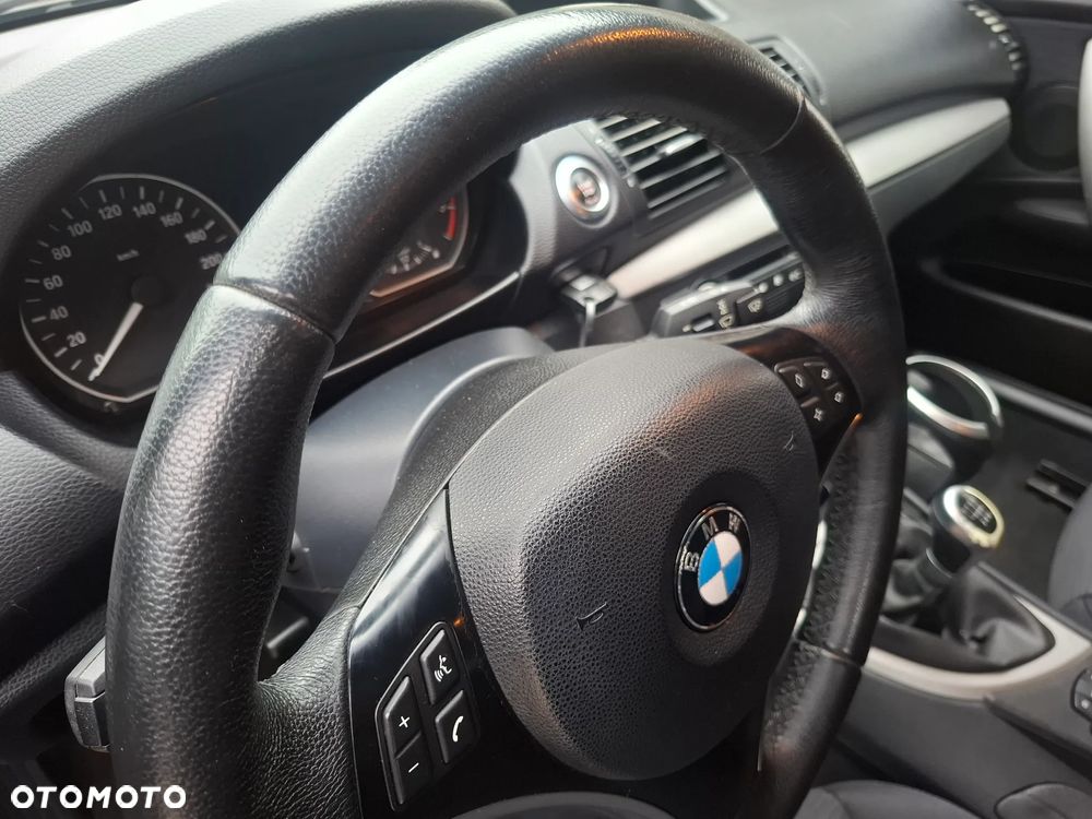 BMW Seria 1 118d DPF - 24