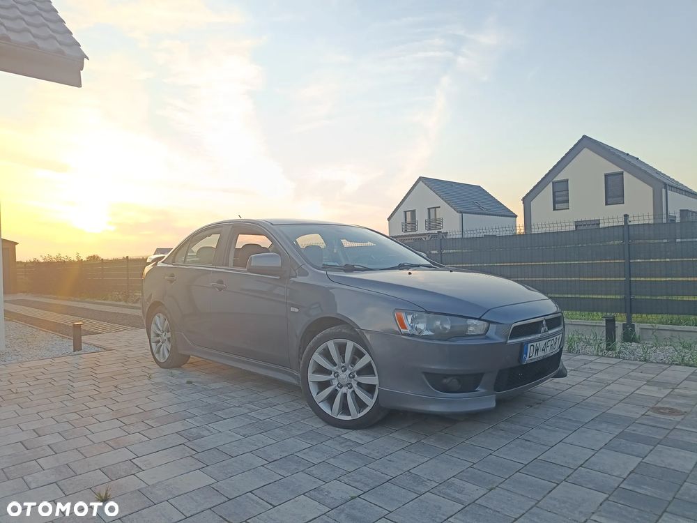 Mitsubishi Lancer 1.8 Intense - 2
