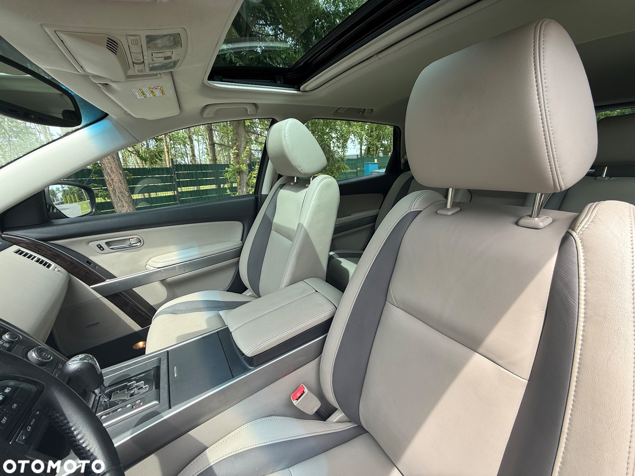 Mazda CX-9 3.7 V6 Touring - 11