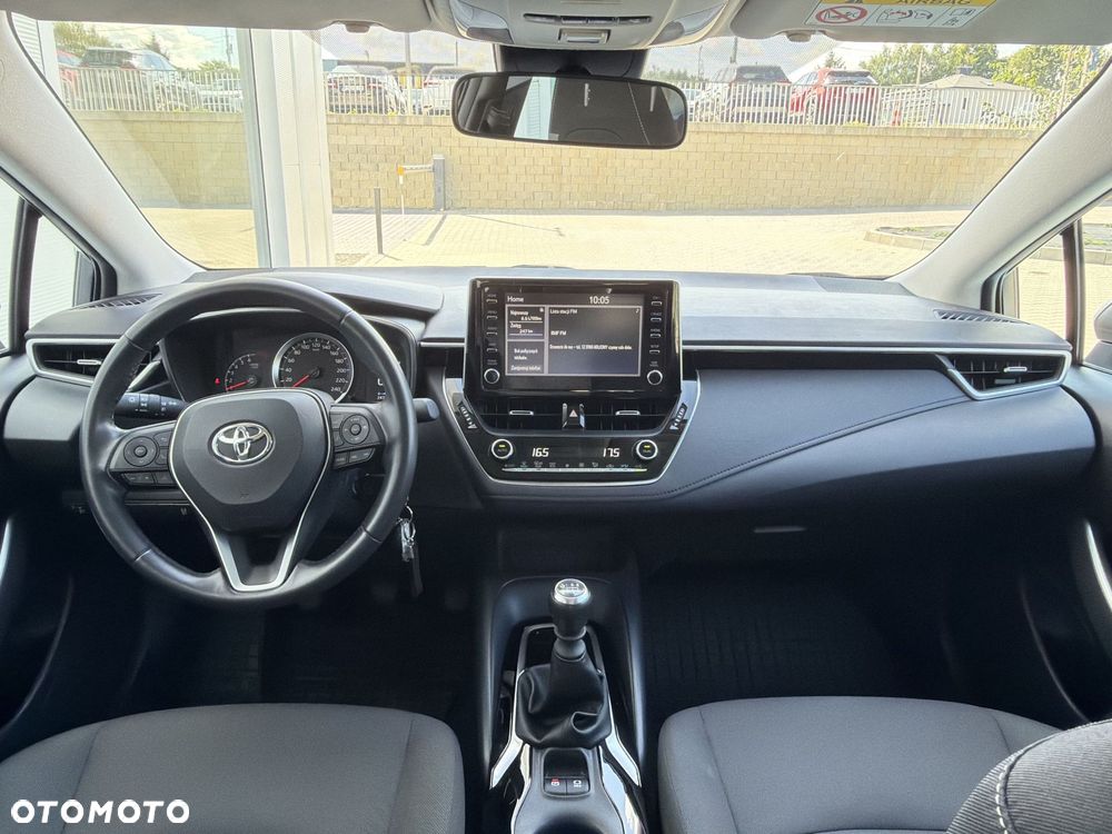 Toyota Corolla - 12