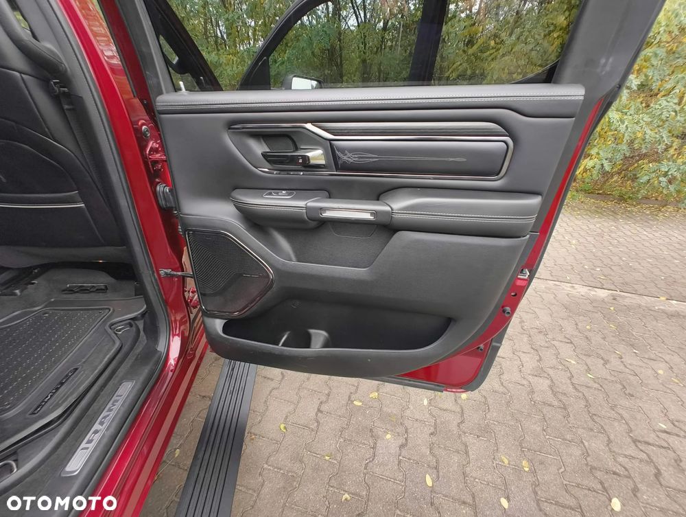 RAM 1500 5.7 Crew Cab Limited - 14