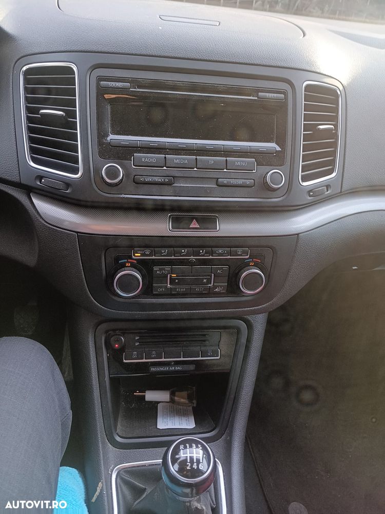 Volkswagen Sharan 1.9 TDI 4Motion Comfortline - 7
