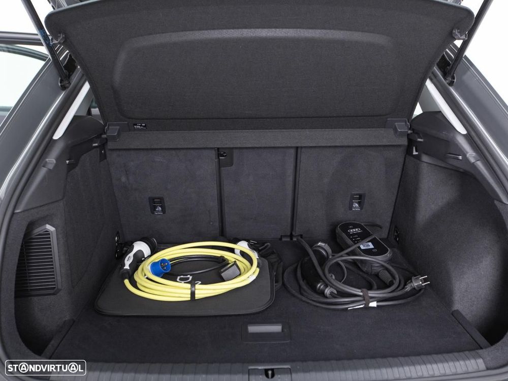 Audi Q3 45 TFSIe S tronic - 13