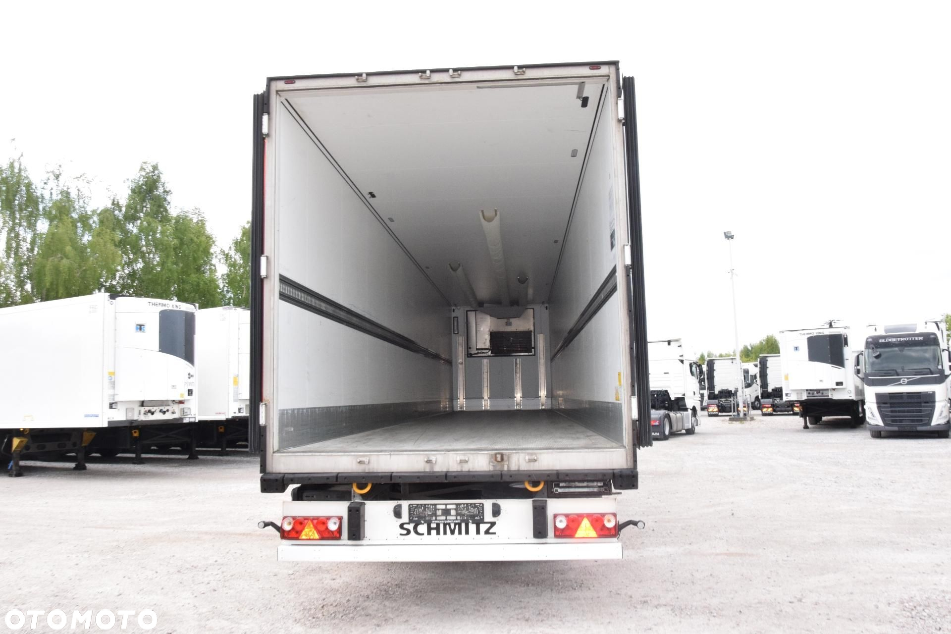 Schmitz Cargobull SKO FP 60 ThermoKing SLXi 300 - 10