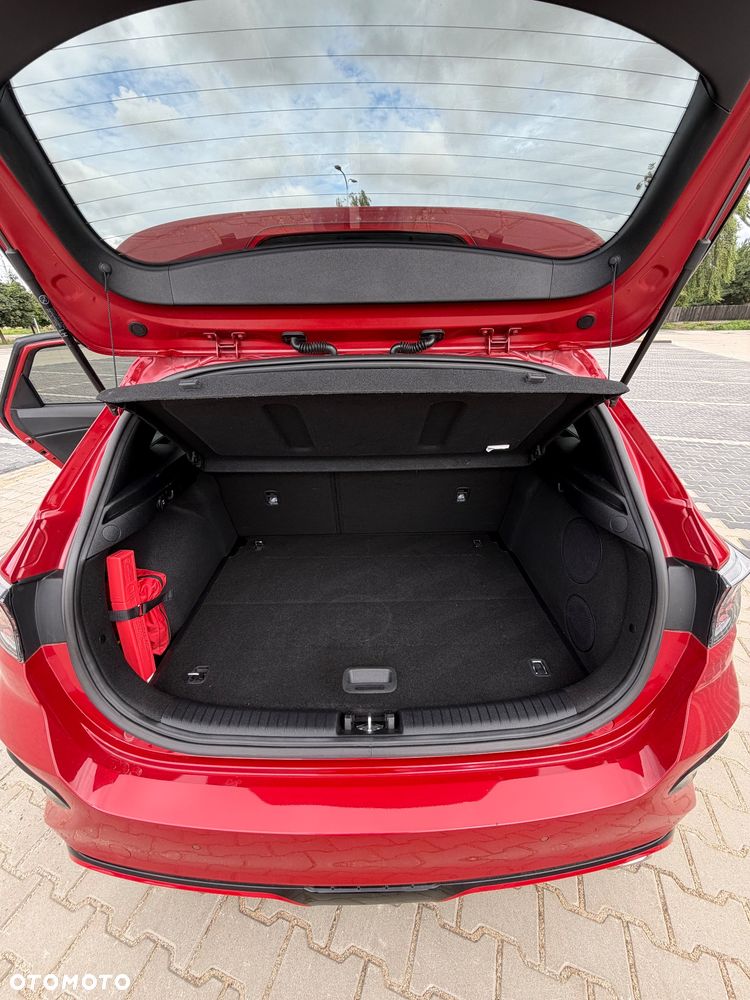 Kia Ceed - 10