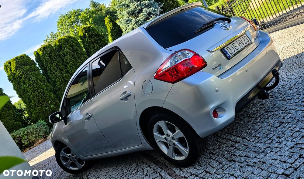 Toyota Auris 1.6 Prestige - 37