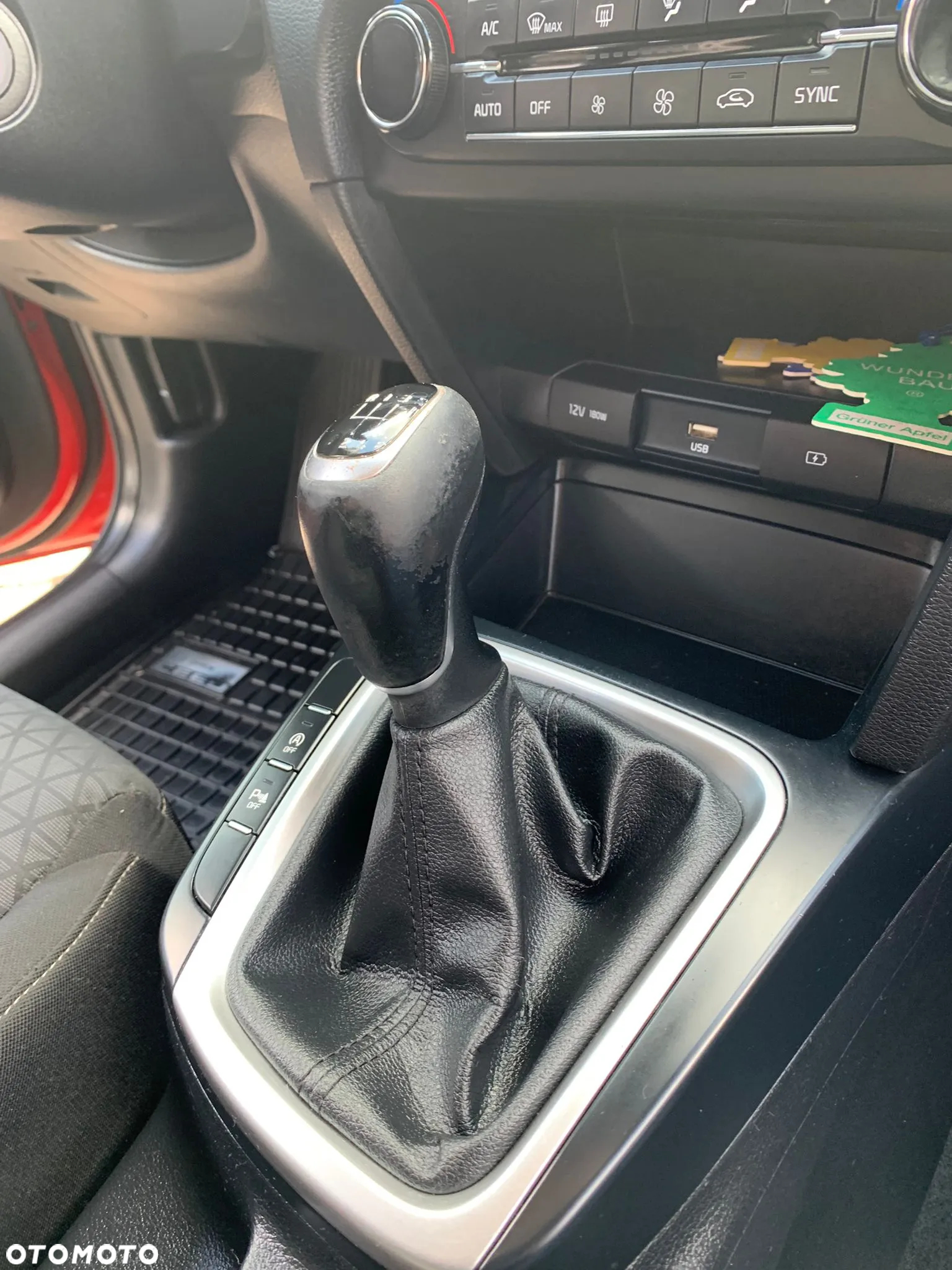 Kia Ceed 1.4 T-GDI M - 16