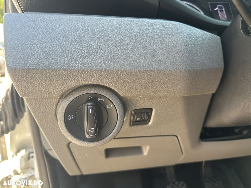 Volkswagen Transporter 2.0 81 kW LR - 11