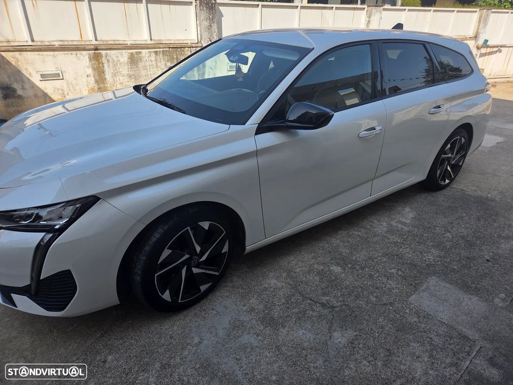 Peugeot 308 SW 1.2 PureTech Allure Pack — fotografia 3