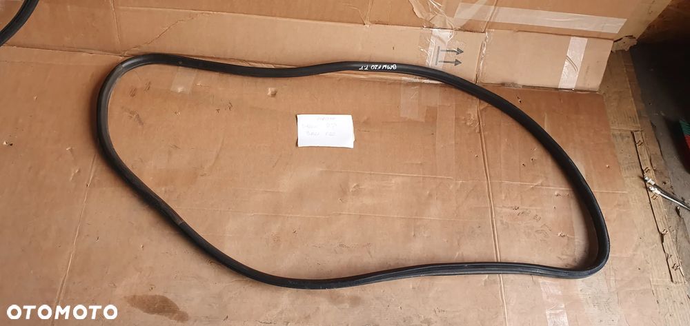 Uszczelka drzwi prawy przód przednia prawa BMW I F20 5D 7240849 - 5