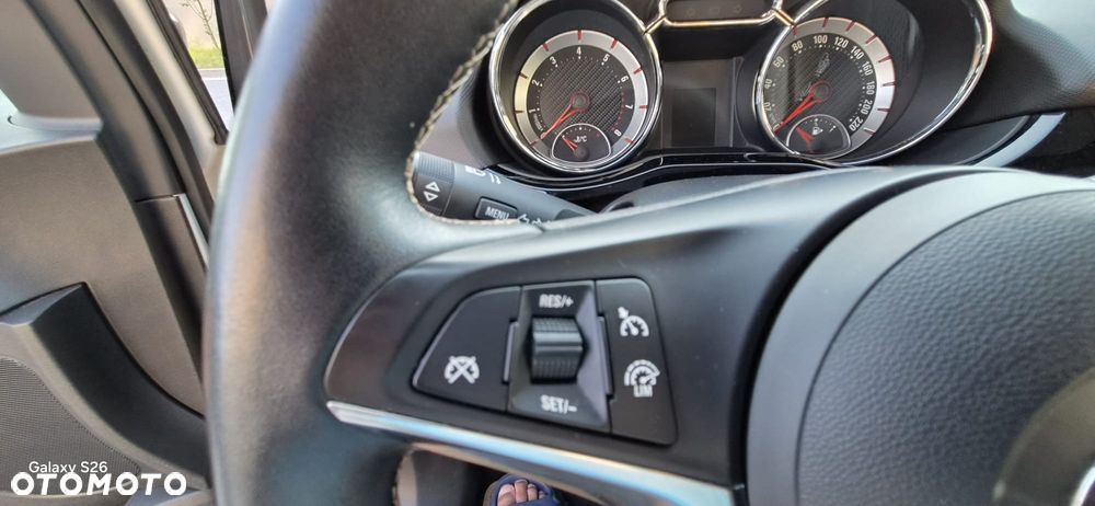 Opel Adam 1.4 - 21