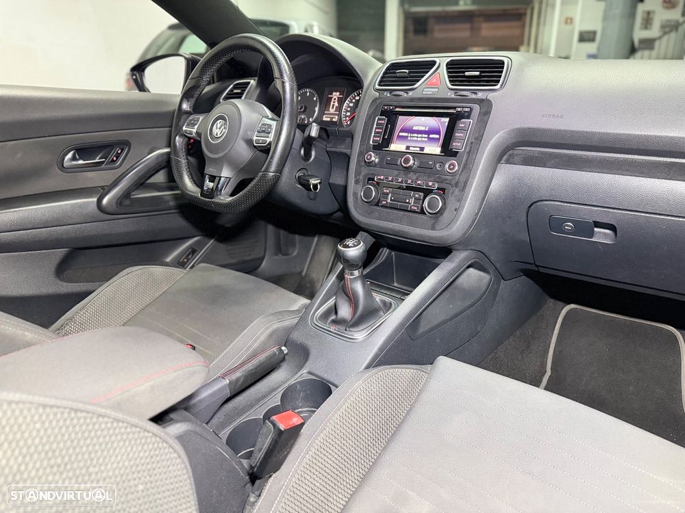 VW Scirocco 2.0 TDI R-Line - 15