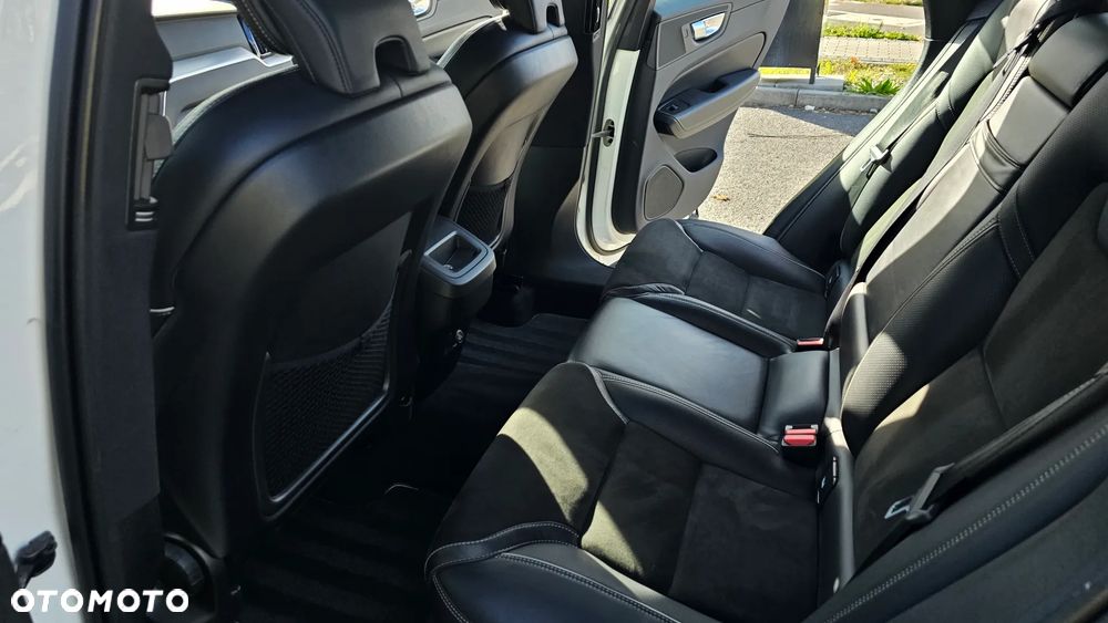 Volvo XC 60 D3 R-Design - 16