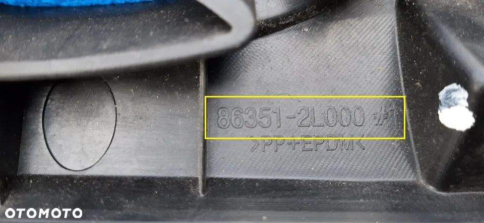 Atrapa Grill HYUNDAI I30 07-10r 86351-2L000 - 3