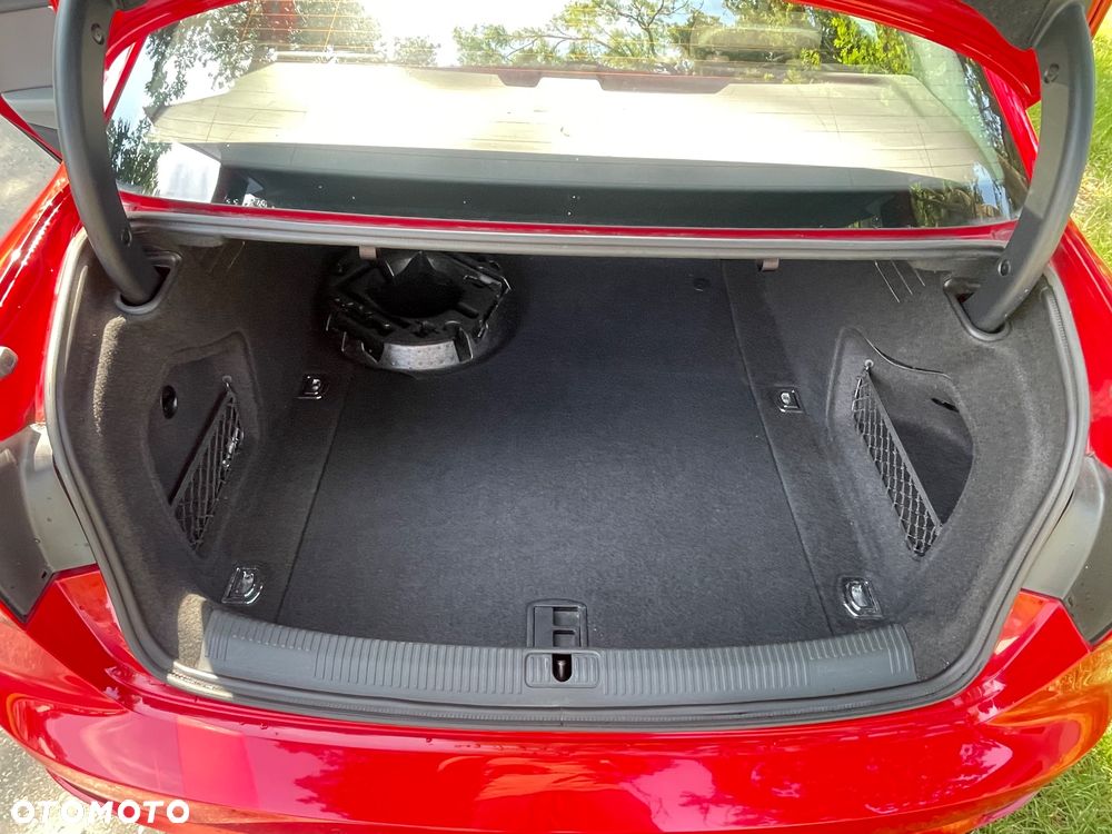 Audi A4 Limousine 2.0 TDI - 34