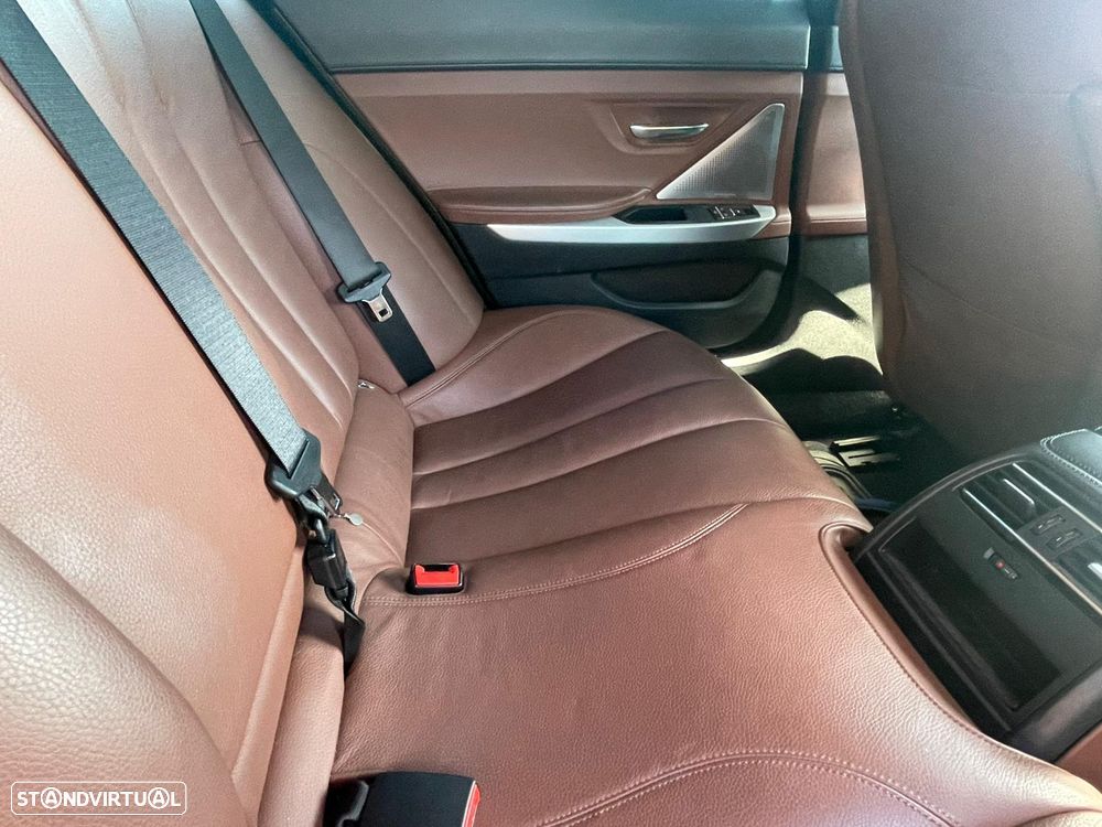 BMW 640 Gran Coupé d xDrive Pack M - 38