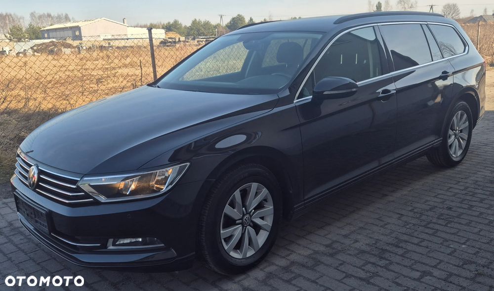 Volkswagen Passat Variant - 2