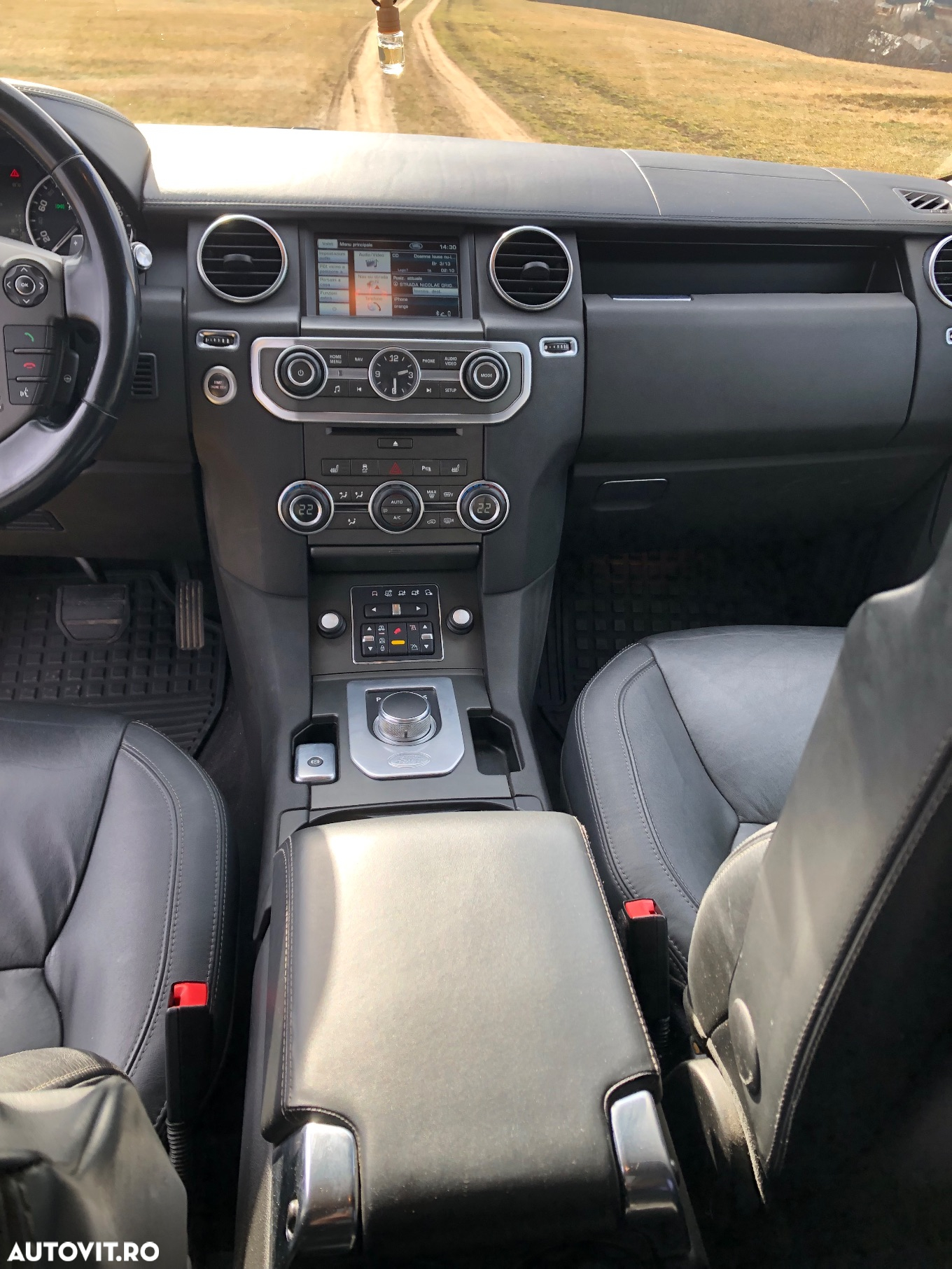 Land Rover Discovery 3.0 TD HSE Aut. - 10