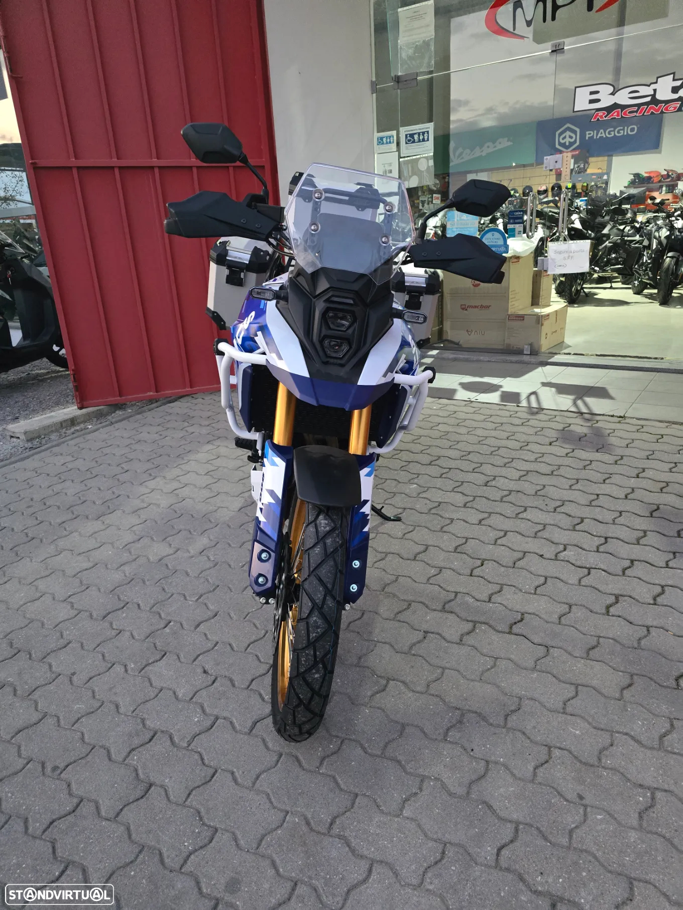 Suzuki DL DL 800 Heritage - 14