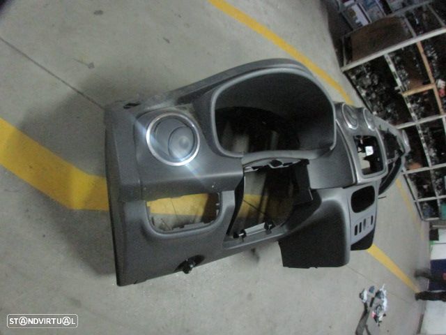 Tablier Tab239 DACIA SANDERO II FASE 1 2013 1.5DCI 90CV 5P PRETO - 2