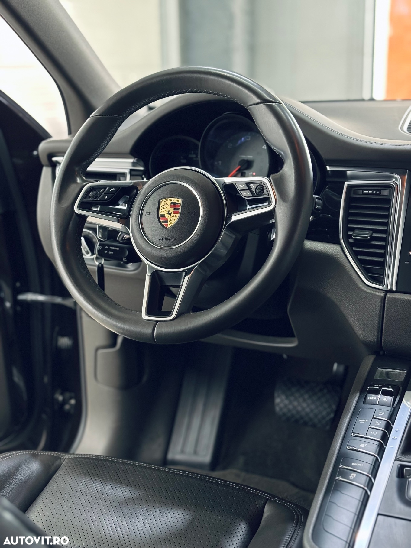 Porsche Macan 3.0 PDK S - 8