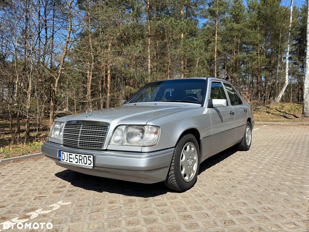 Mercedes-Benz Klasa E - 7