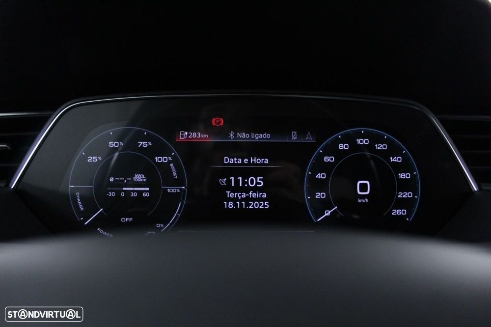 Audi Q8 e-Tron 55 quattro Advanced - 28