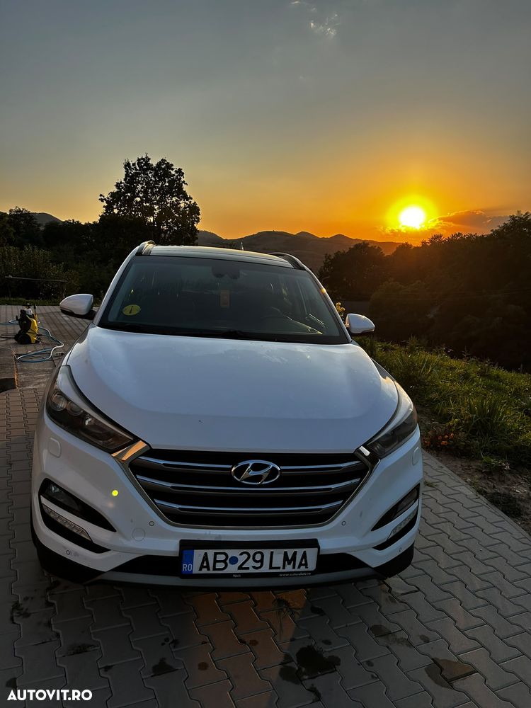 Hyundai Tucson 2.0 CRDI 4WD 6AT Luxury+ - 2