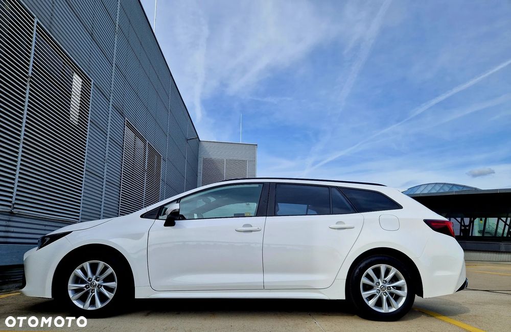 Toyota Corolla 1.8 Hybrid Comfort - 10