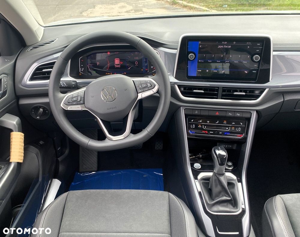Volkswagen T-Roc - 11