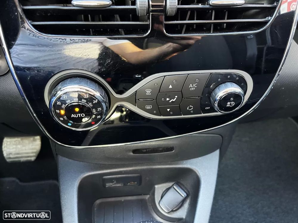 Renault Zoe (c/ Bateria) Limited 40 - 17