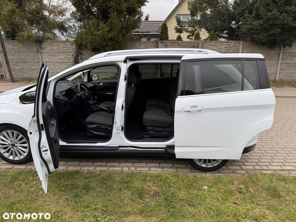 Ford Grand C-MAX - 5