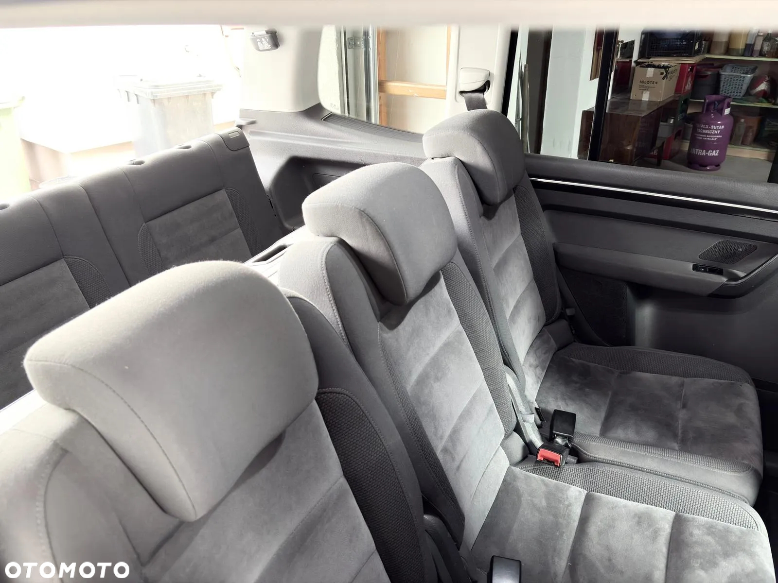 Volkswagen Touran 2.0 TDI DPF DSG Trendline - 21