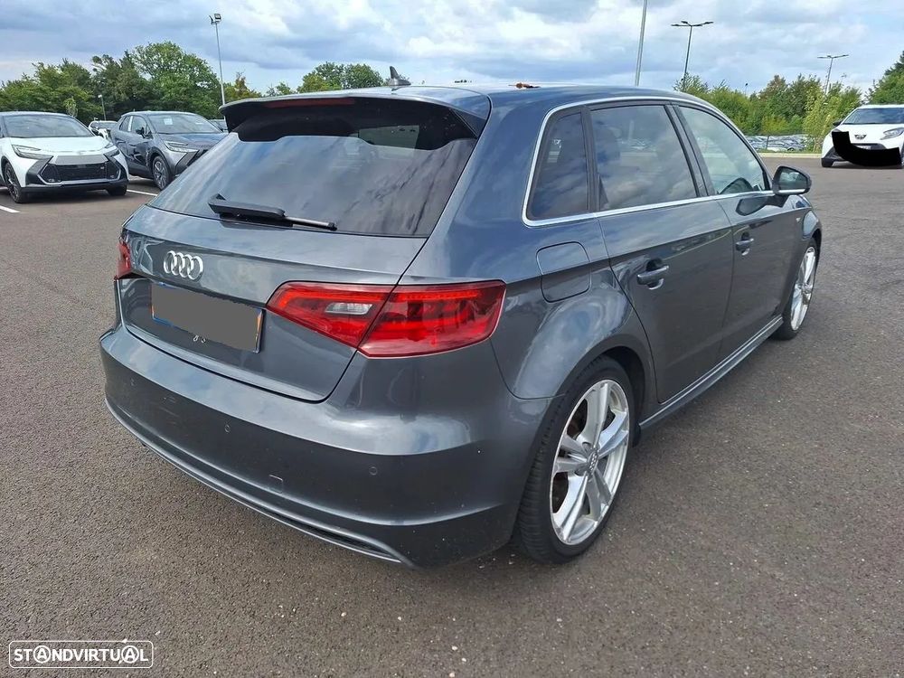 Audi A3 Sportback 2.0 TDI S-line - 3