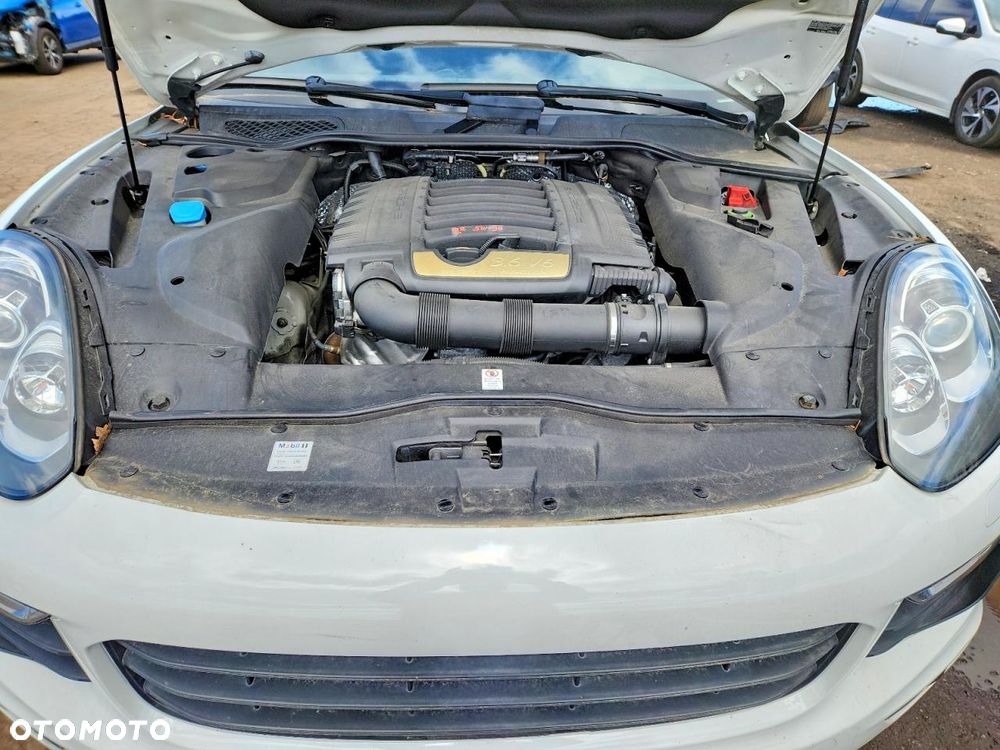 Porsche Cayenne - 13