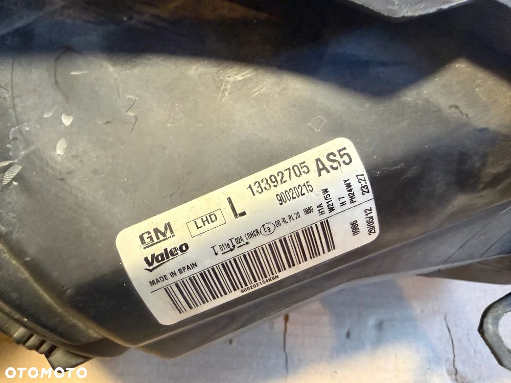 Lampa lewa Opel Corsa D lift 13392705 OE - 3