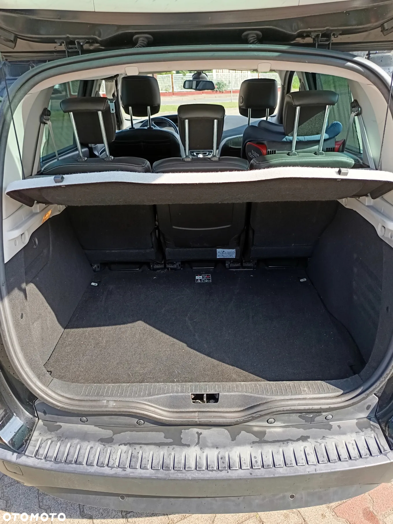 Renault Scenic 1.5 dCi Energy Bose EU6 - 13