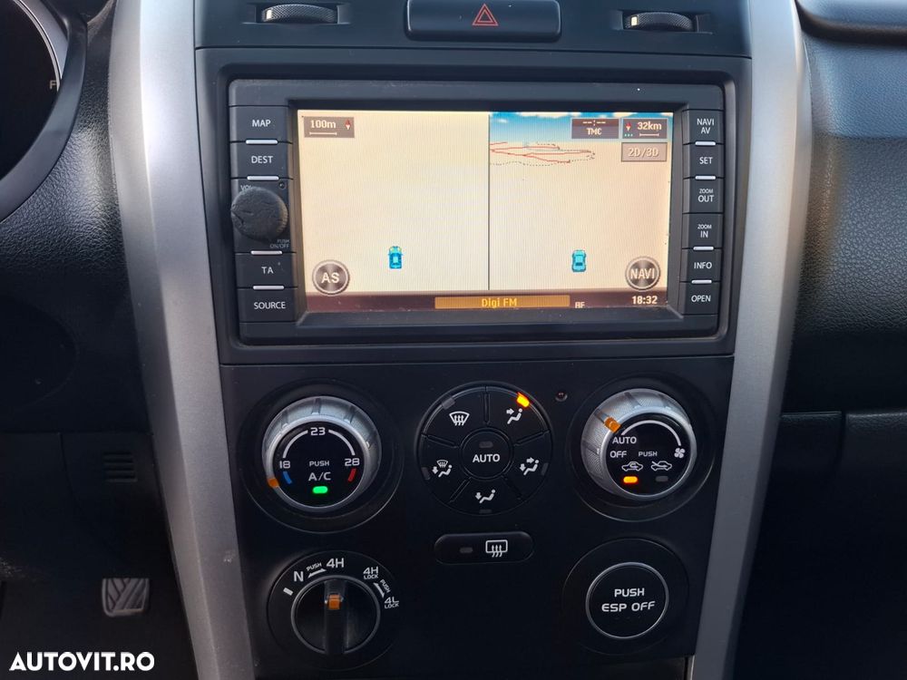 Suzuki Grand Vitara 1.9 DDiS Comfort DPF Limited - 23