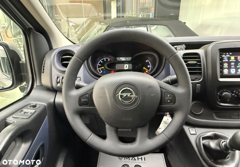 Opel Vivaro - 23
