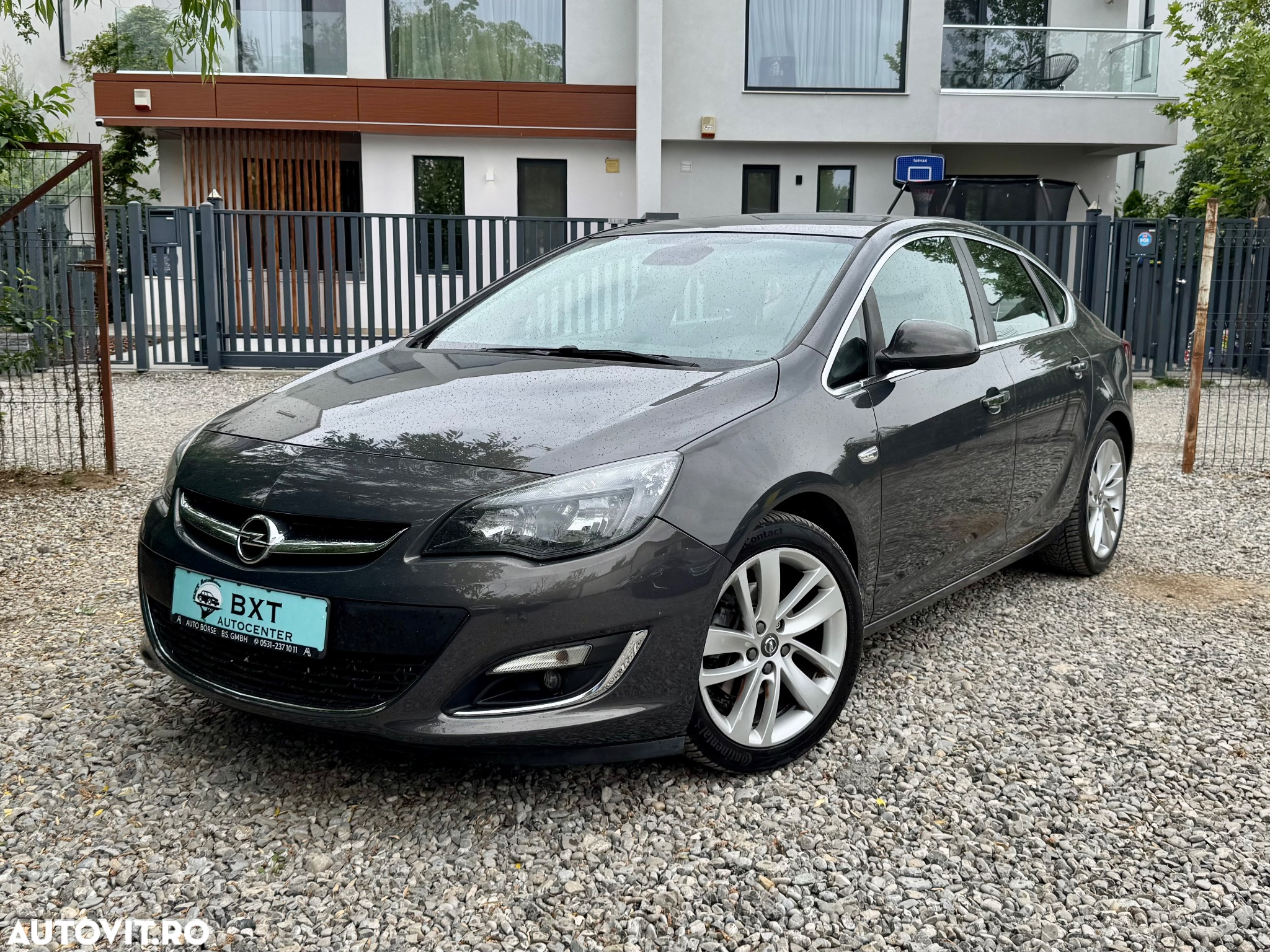Opel Astra 1.7 CDTI DPF Exklusiv - 2
