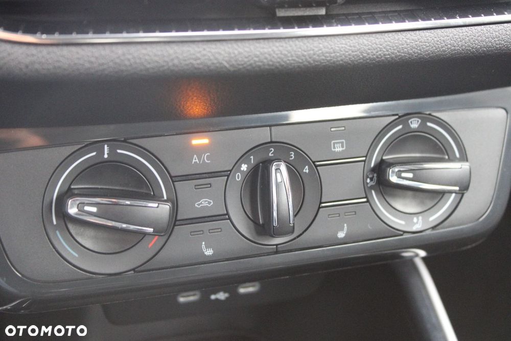 Skoda Fabia - 32
