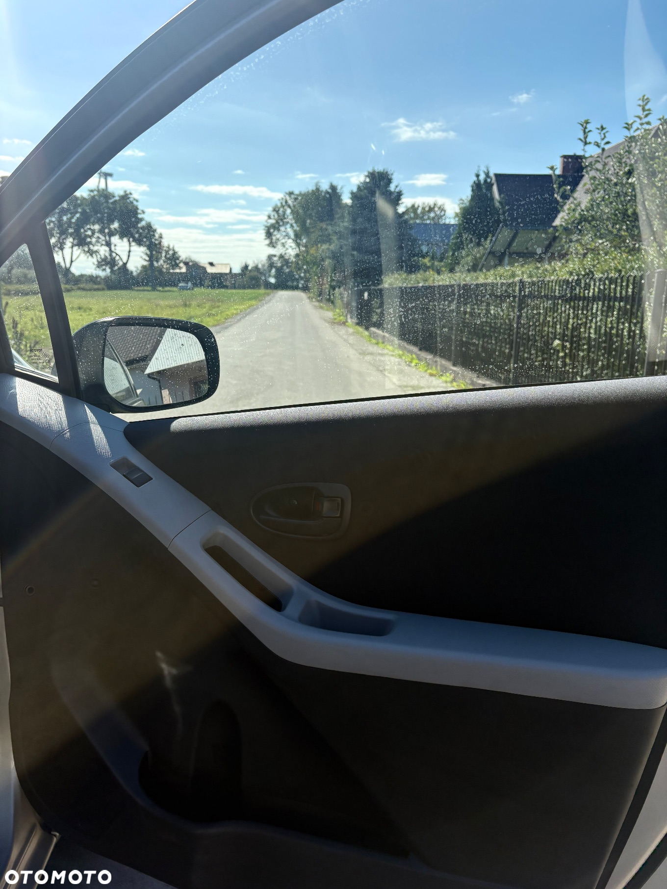 Toyota Yaris - 15