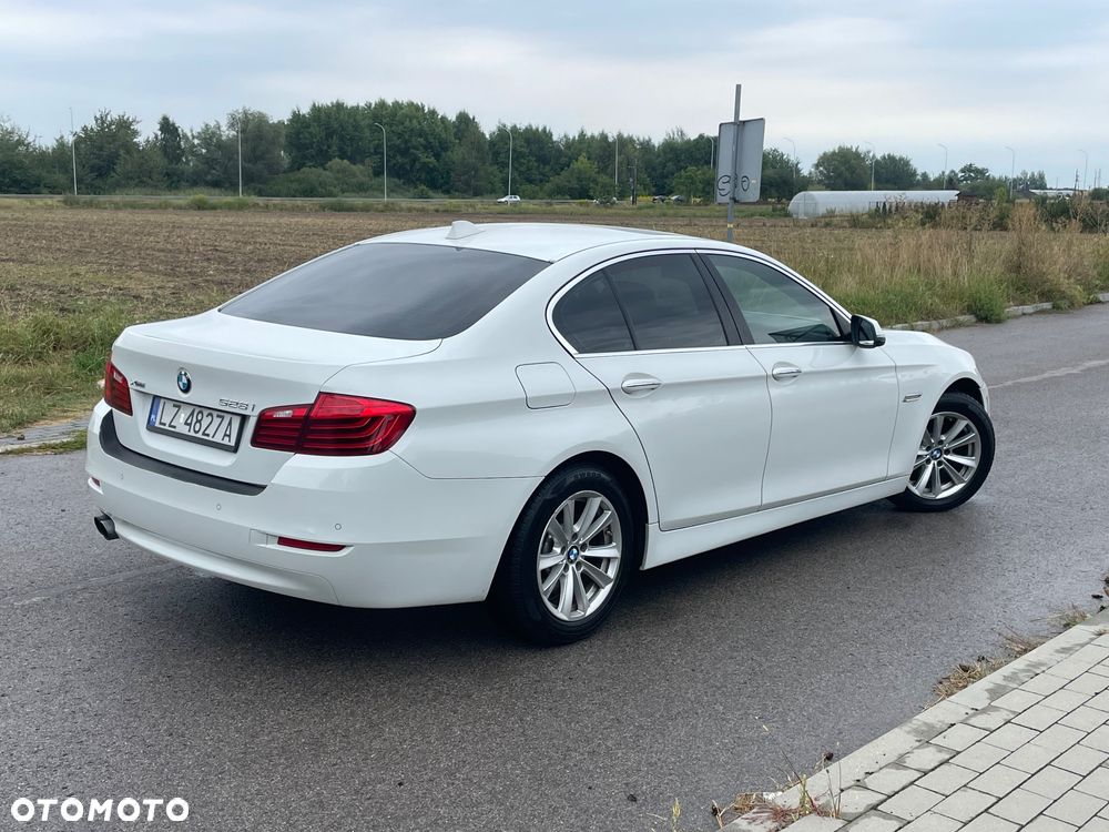 BMW Seria 5 528i xDrive Luxury Line - 20