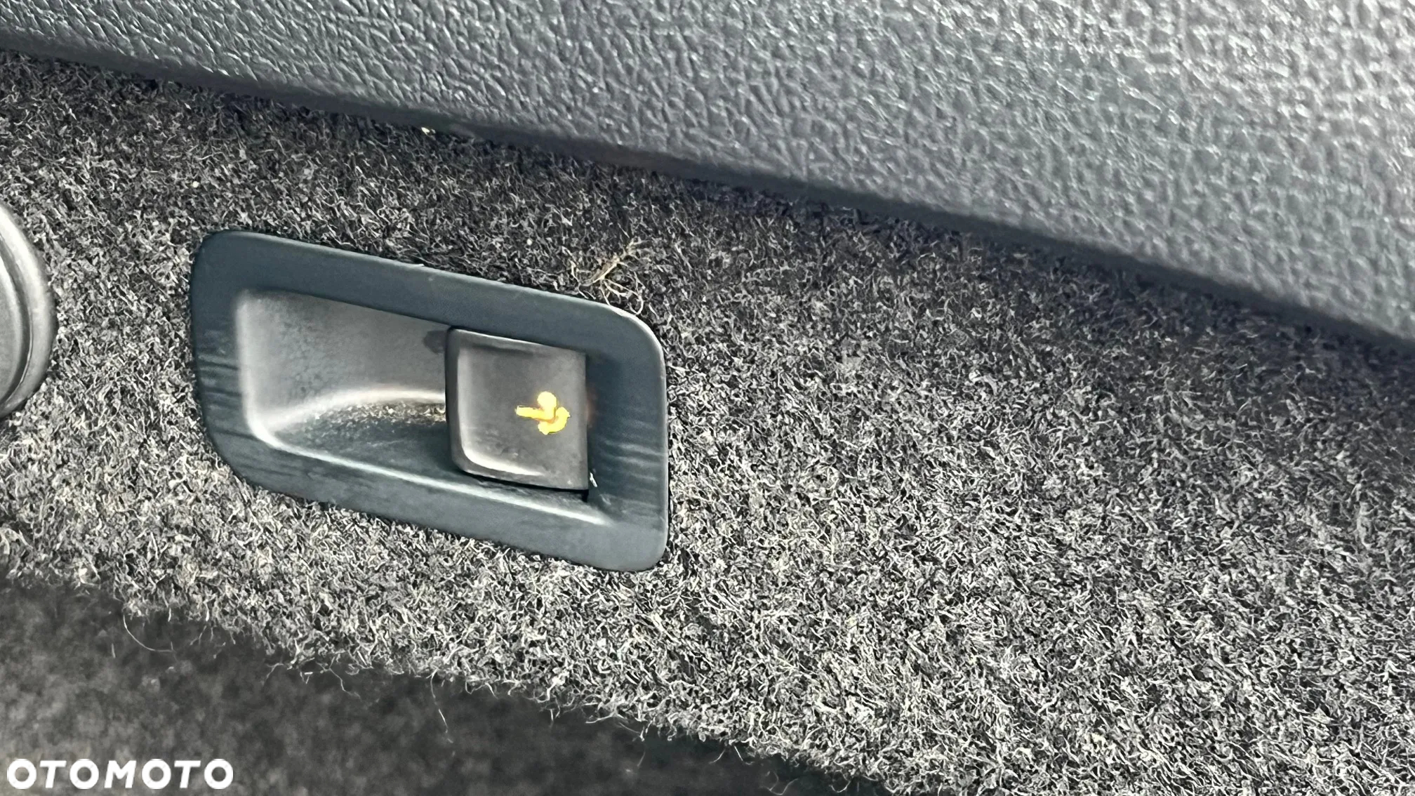 Volkswagen Passat - 34