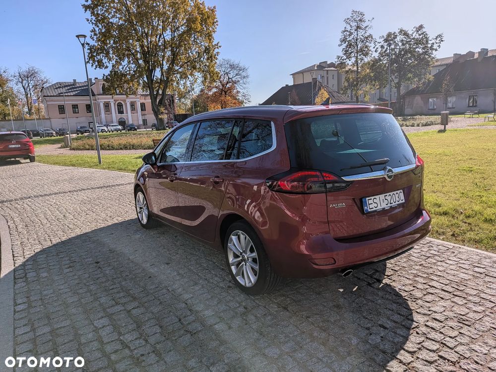 Opel Zafira Tourer 1.6 SIDI Turbo ecoFLEX Start/Stop Innovation - 2