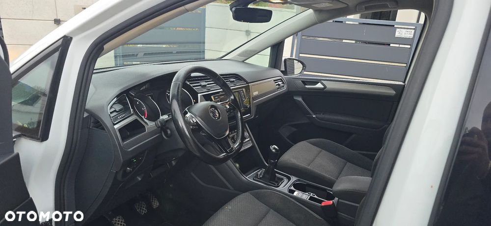 Volkswagen Touran 1.6 TDI BMT Trendline - 37