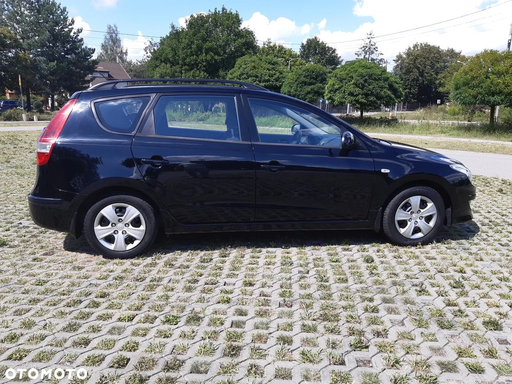 Hyundai i30 1.6 blue Comfort - 13